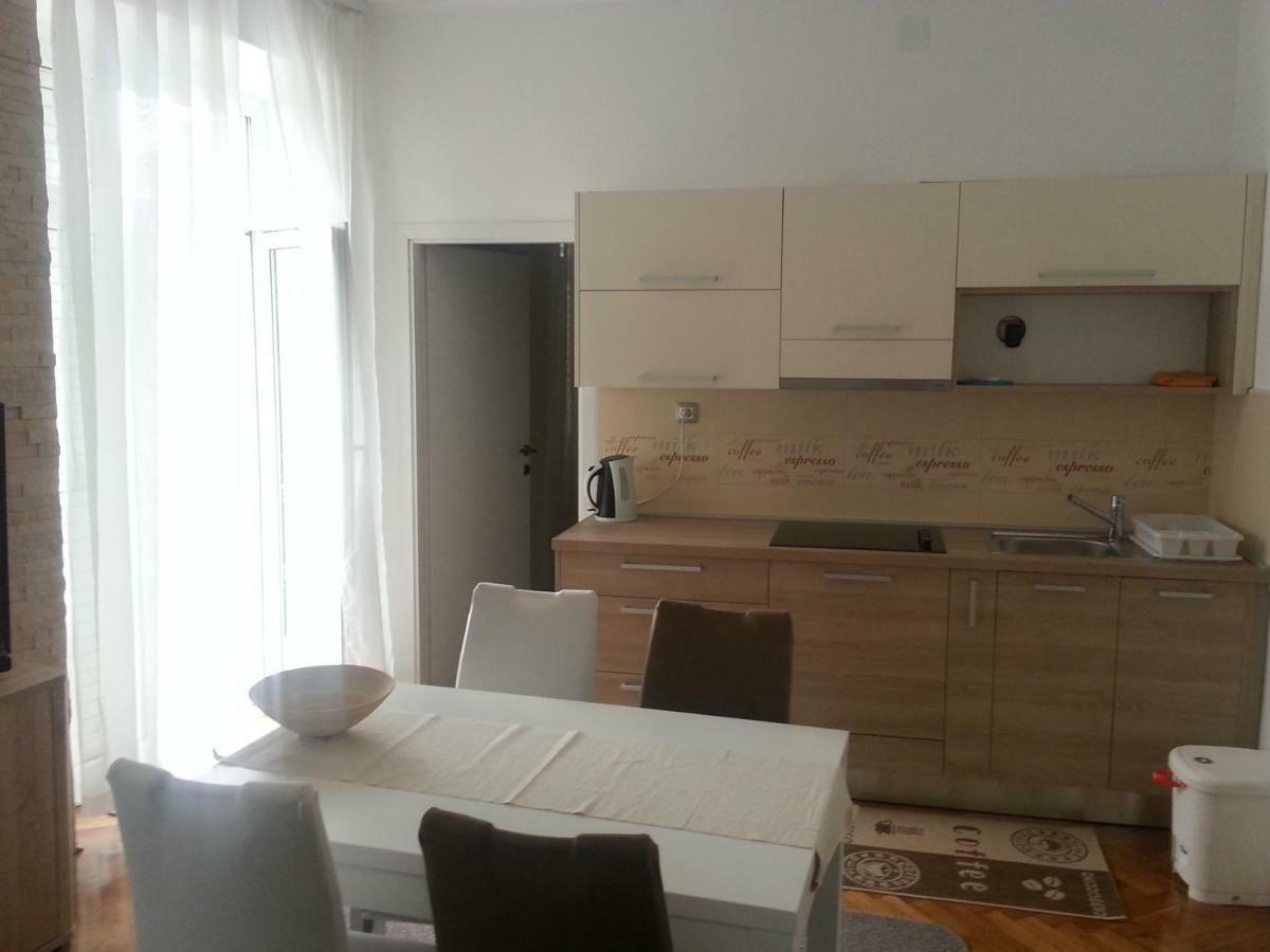 Apartment Sandra 2+2 *** 크리크베니카 외부 사진
